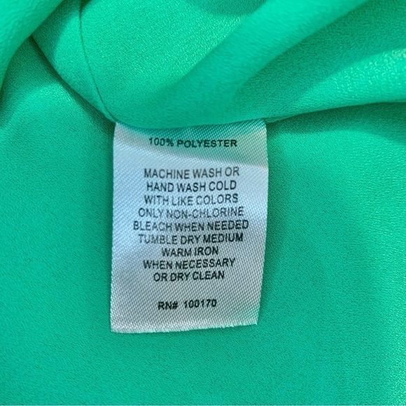 Alice Collection Dressy Tank Small Jade Green Sleevelss Flowy Lined Keyhole Back - Picture 12 of 15